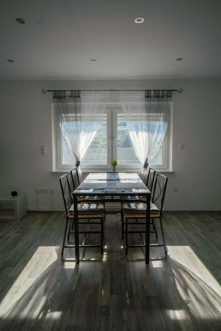 Ferienwohnung Sonnenblick Bad Ems Esterno foto